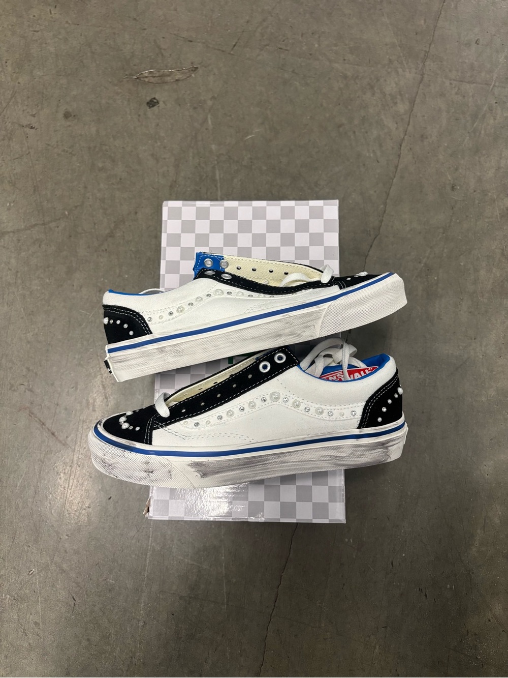 Pearlized Otw vans old Skool